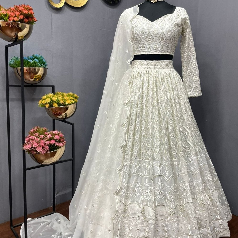 GEORGETTE WEDDING WEAR LEHENGA SET WITH SEQUENCE & EMBROIDERY WORK AND CANVAS - Picture 5 of 9